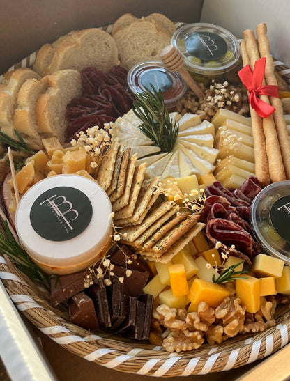 The Gathering Basket (4-5 people)